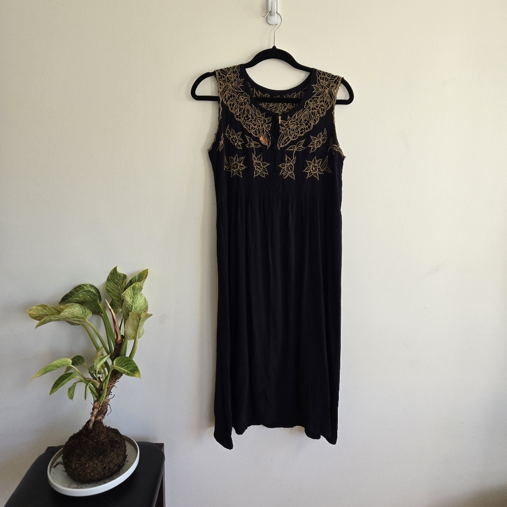 Sleeveless Embroidered Midi Dress